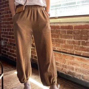 Le Bon Shoppe Cotton French Terry Balloon sweatpants in tobacco Sz M